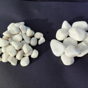 Galets blancs polis, différents calibres, sacs de 20 kg
